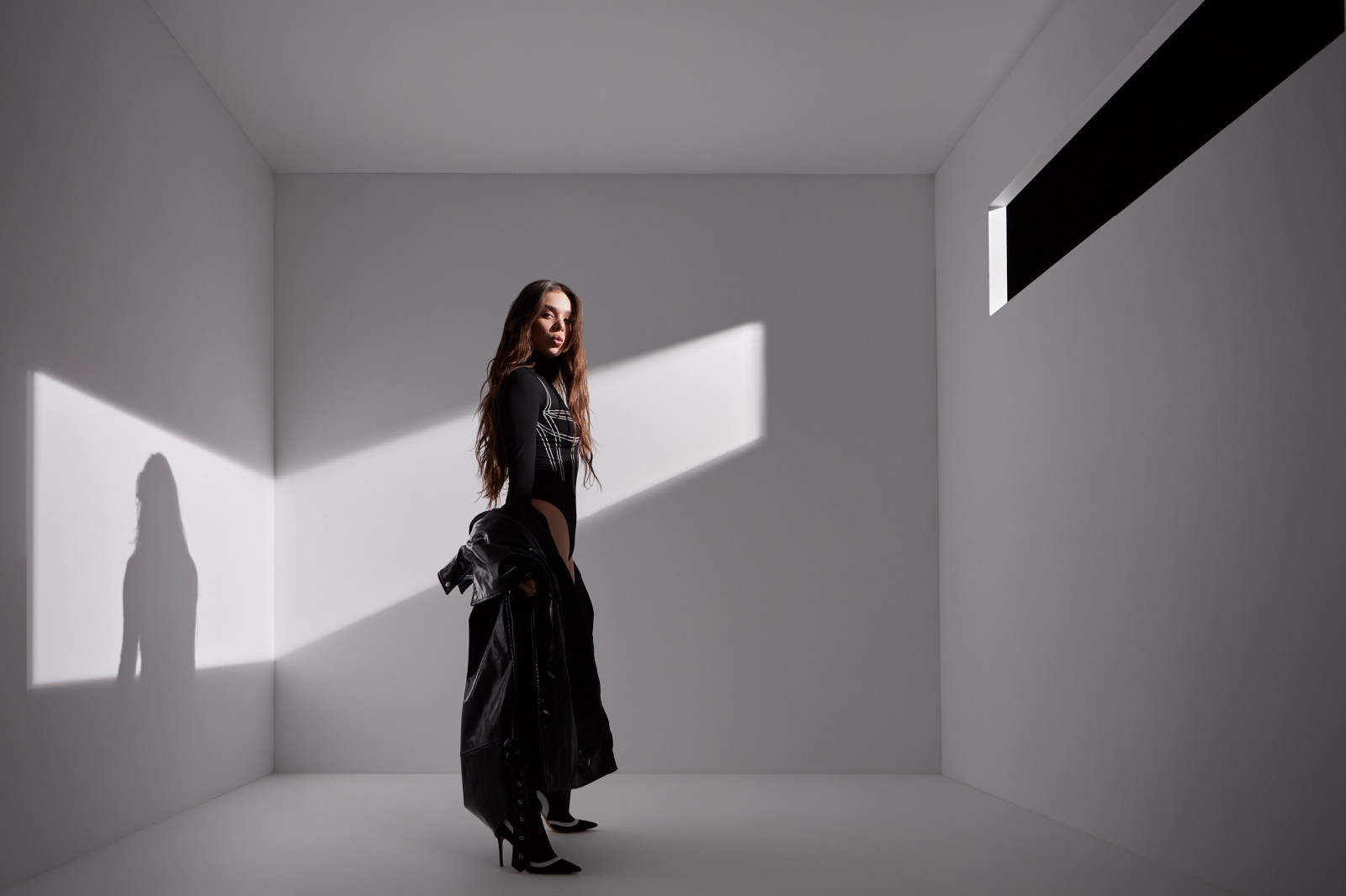 Hailee Steinfeld 2020 (2)