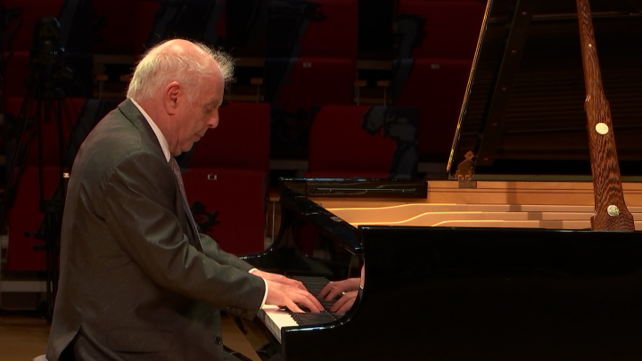 Daniel Barenboim – Chopin: Étude Op. 25 Nr. 1 in As-Dur (Live aus dem Pierre Boulez Saal, 2020)