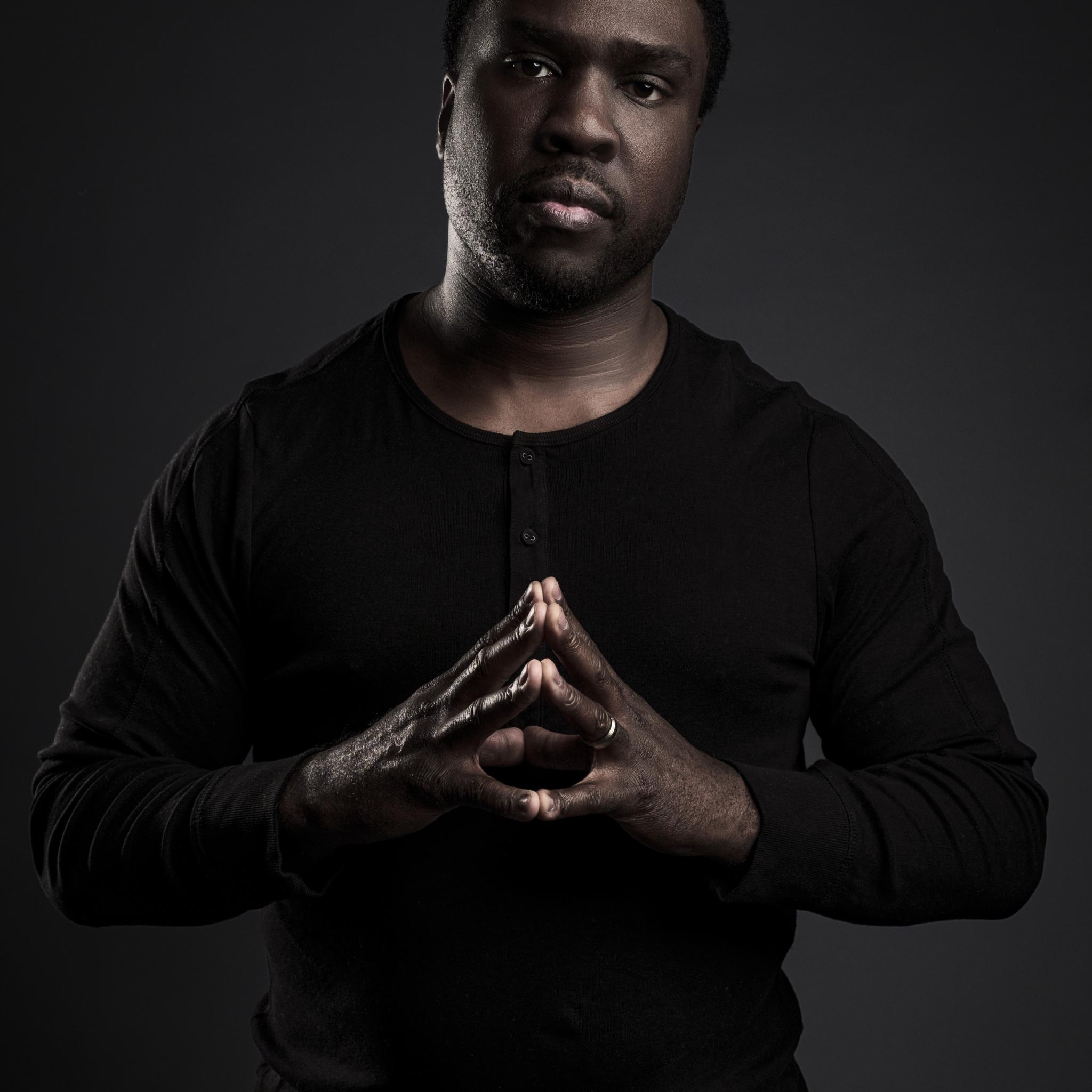 Derrick Hodge - COLOR OF NOIZE