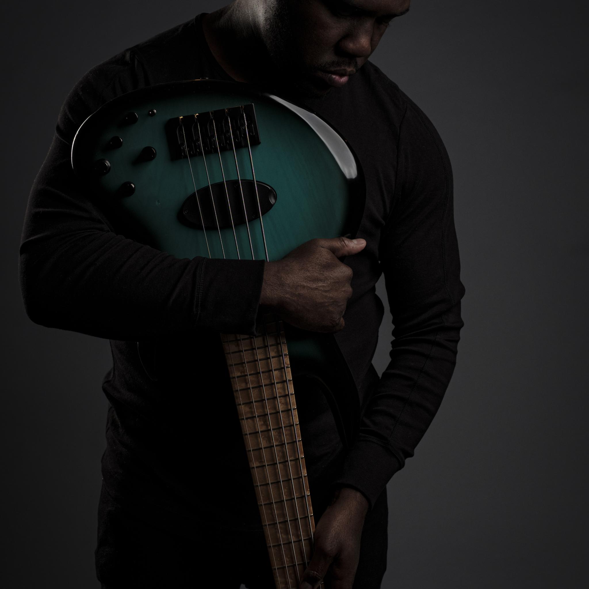 Derrick Hodge - COLOR OF NOIZE