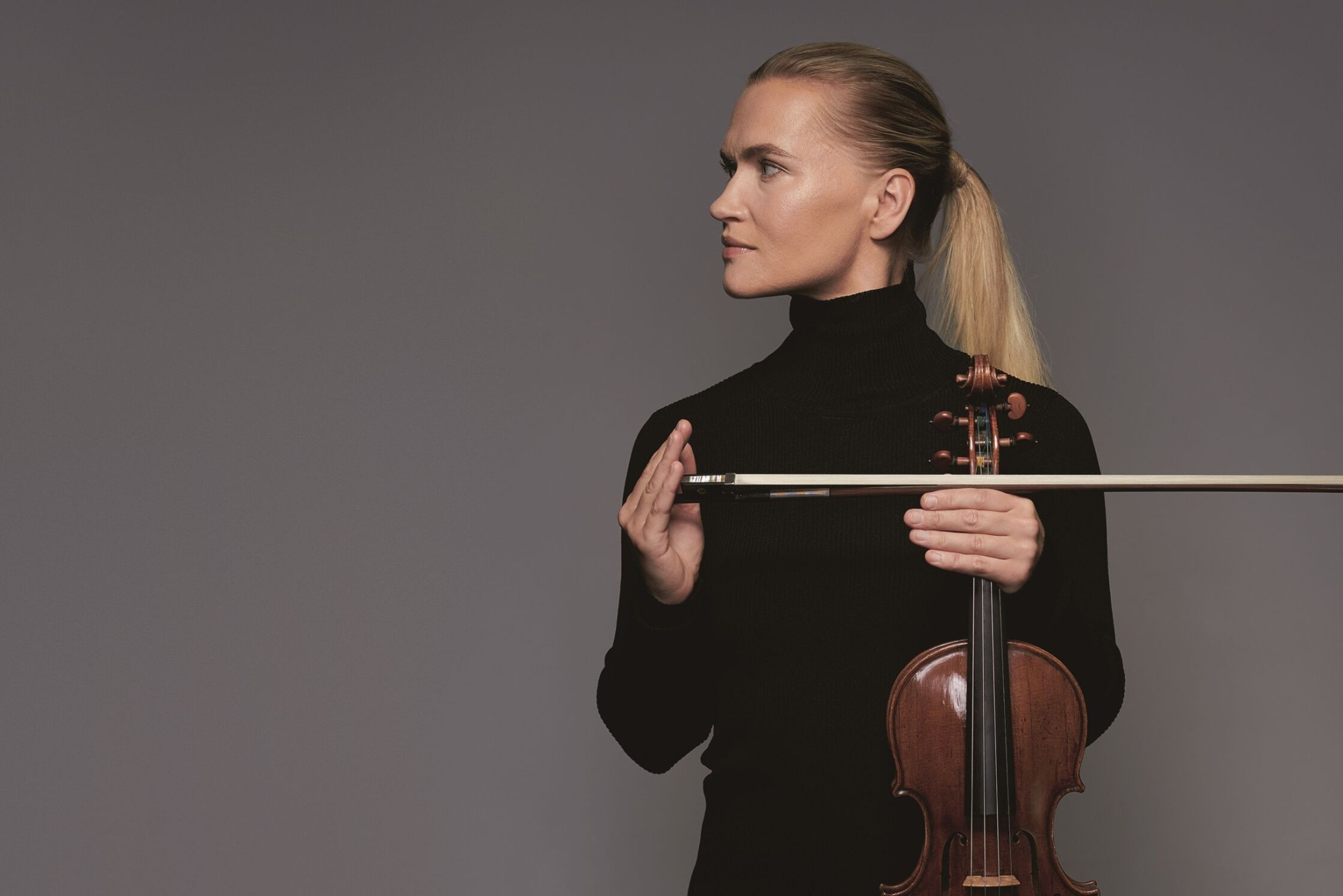 Mari Samuelsen mit Violine