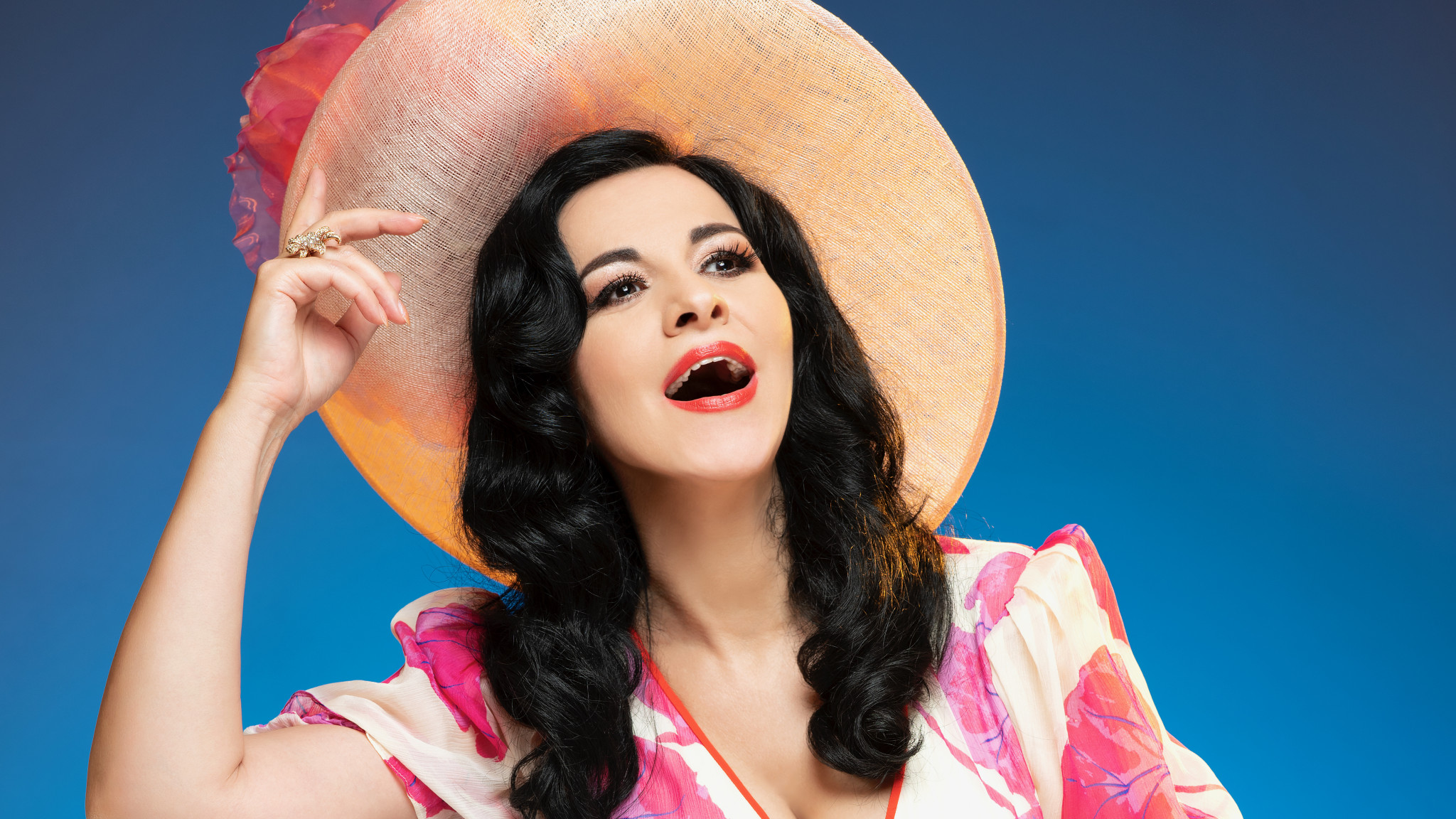 Angela Gheorghiu celebrates the 25th anniversary of her first recording on Decca Classics