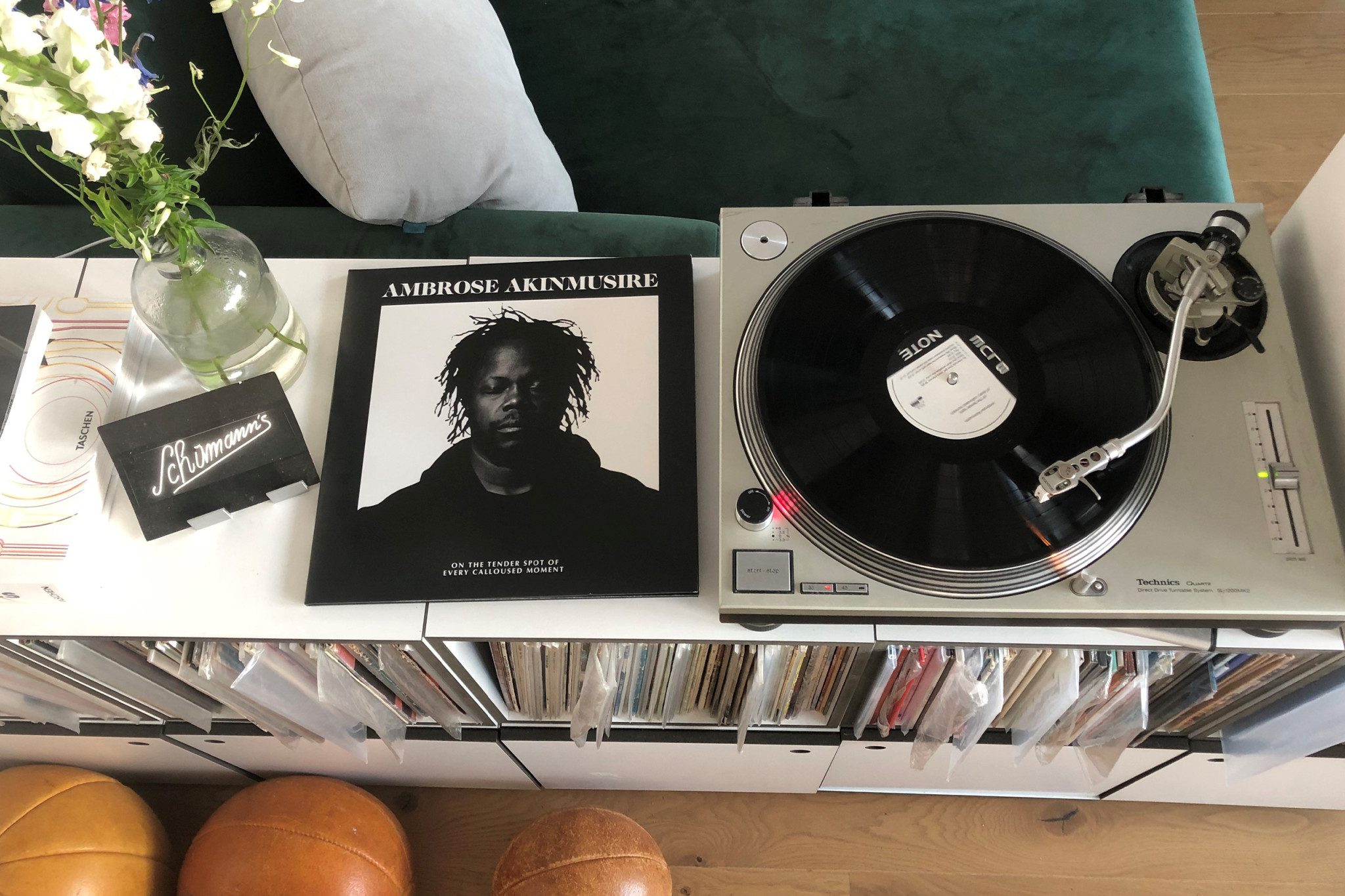 Vollständig komplett - Akinmusires neues Werk endlich als LP