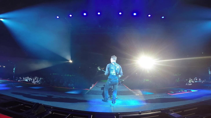 Die To Live (Live in Stuttgart)