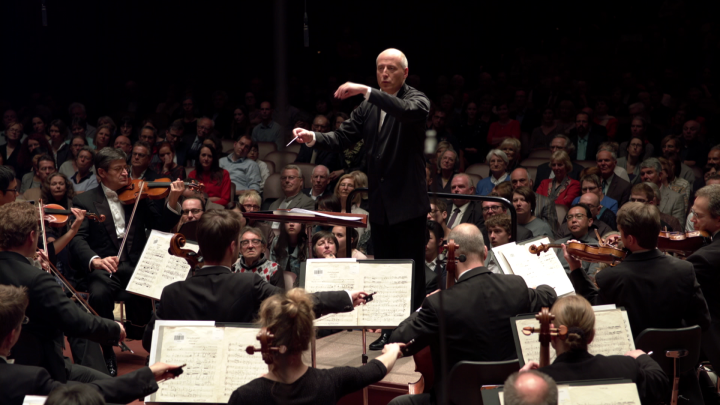 Paavo Järvi – Schmidt: Intermezzo Notre Dame (hr-Sinfonieorchester)