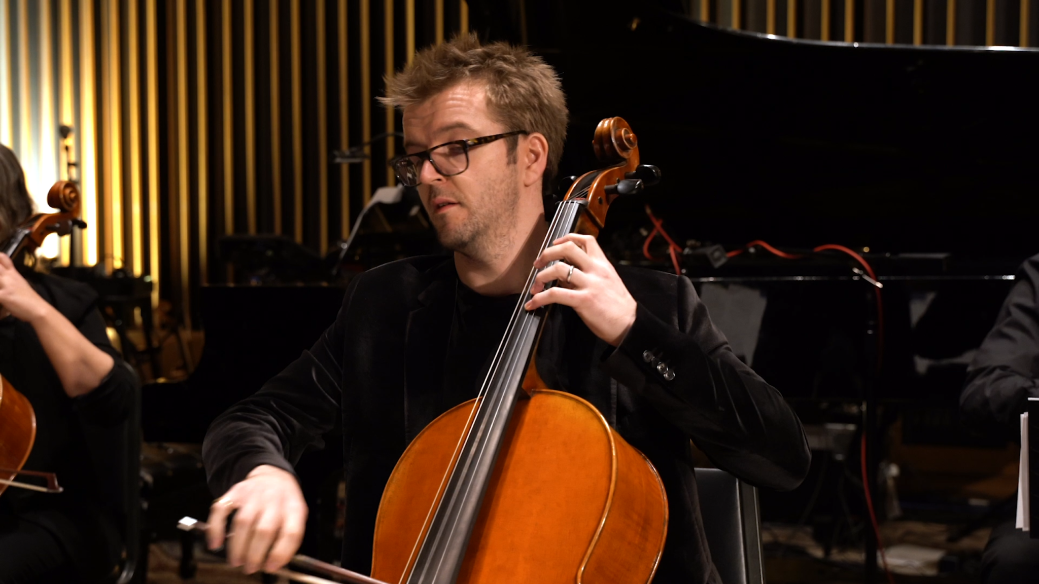1.6 Gigue (An Evening at Capitol Studios: Bach Recomposed)