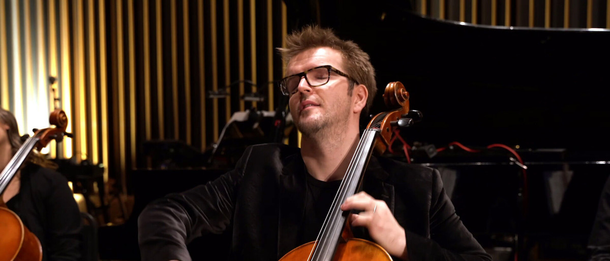 6.6 Gigue (An Evening at Capitol Studios: Bach Recomposed)
