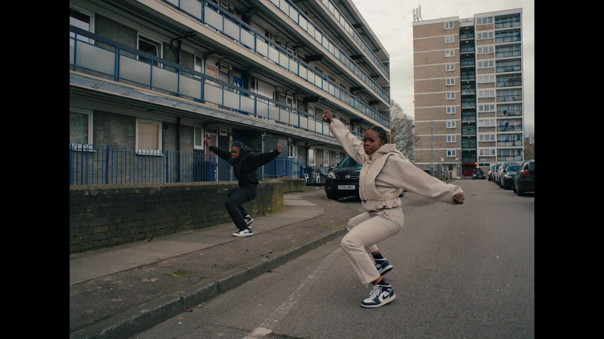 Sons Of Kemet - Hustle (feat. Kojey Radical)