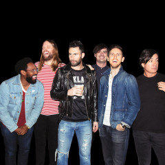 Maroon 5 2021