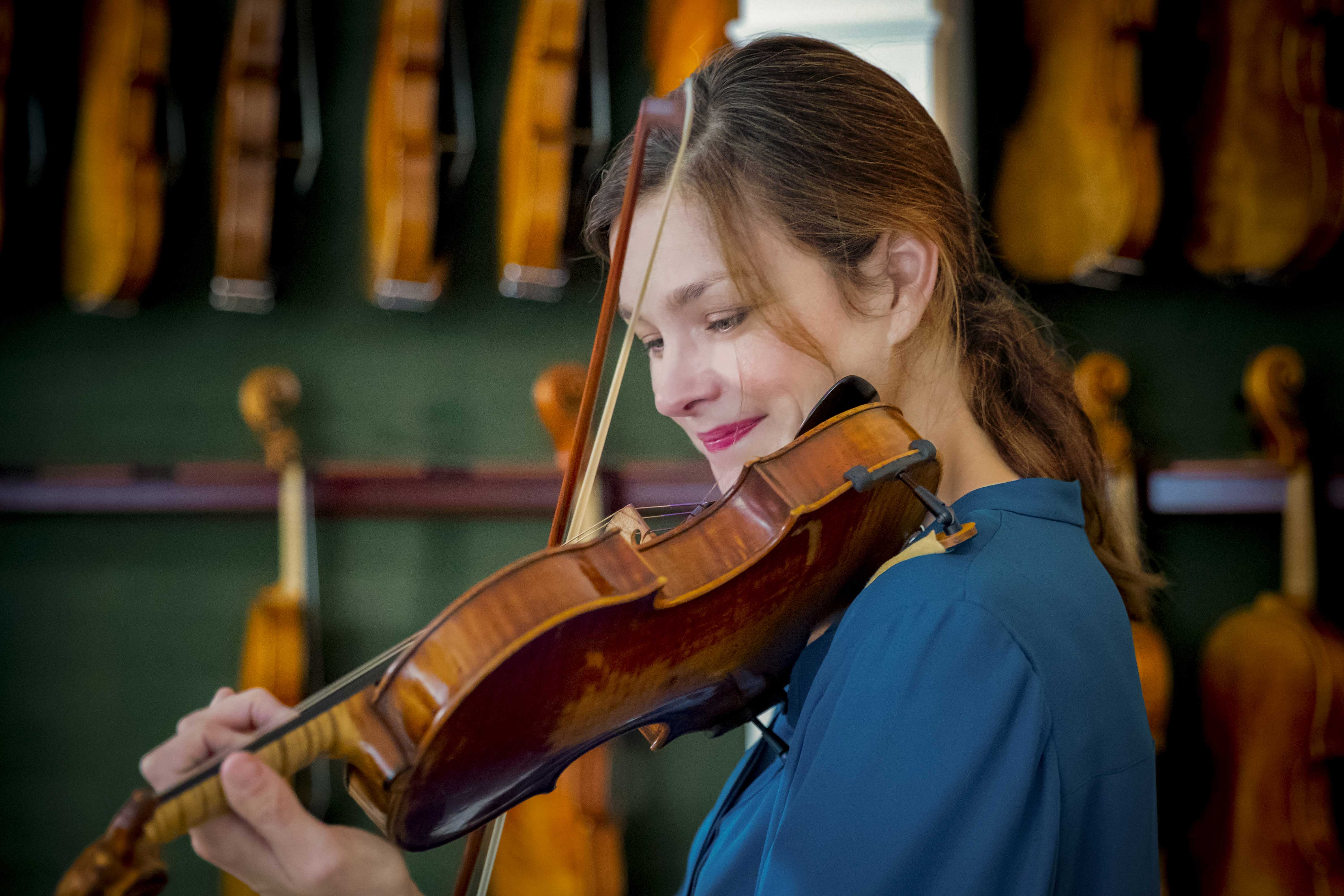 Янин янсен. Janine Jansen скрипка. Янин Янсен (Нидерланды). Janine Jansen личная жизнь. Family of Janine Jansen.