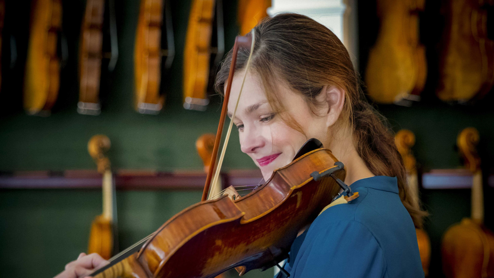 Musikalisches Freudenfeuer – Janine Jansens Album “12 Stradivari” ist eine glühende Liebeserklärung an die Violine