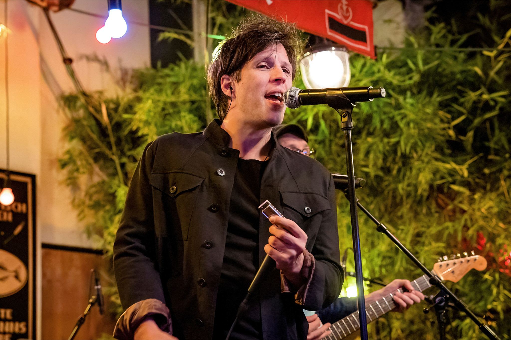 Encore, Pasi! – Charles Pasi elektrisiert bei 'Inas Nacht‘