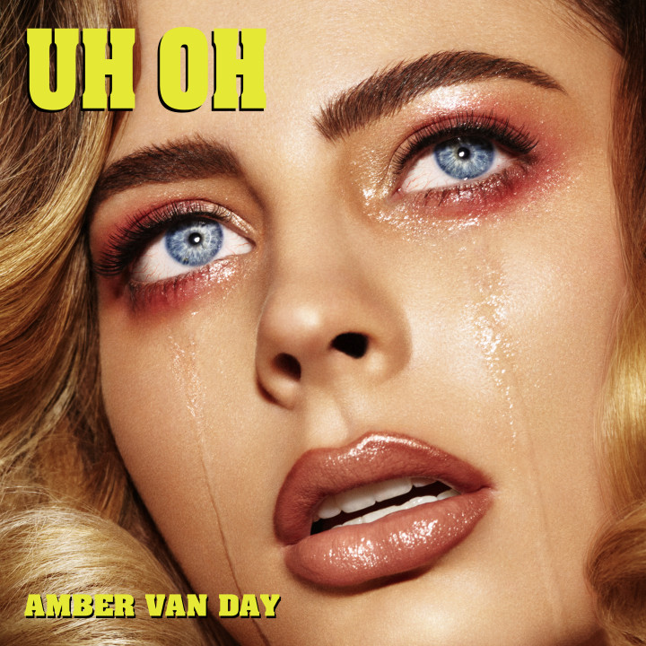 Amber van Day - Uh Oh