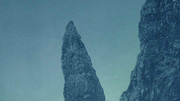  Vanbur & Peter Gregson - Taladh Chriosta