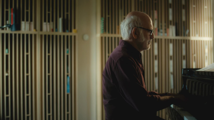 Natural Light (Performance Video)