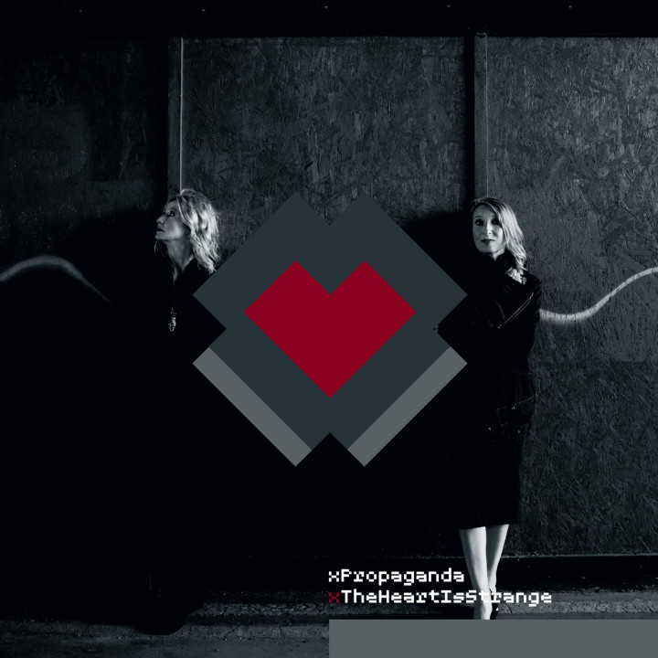 Albumcover "The Heart Is Strange" (2022)