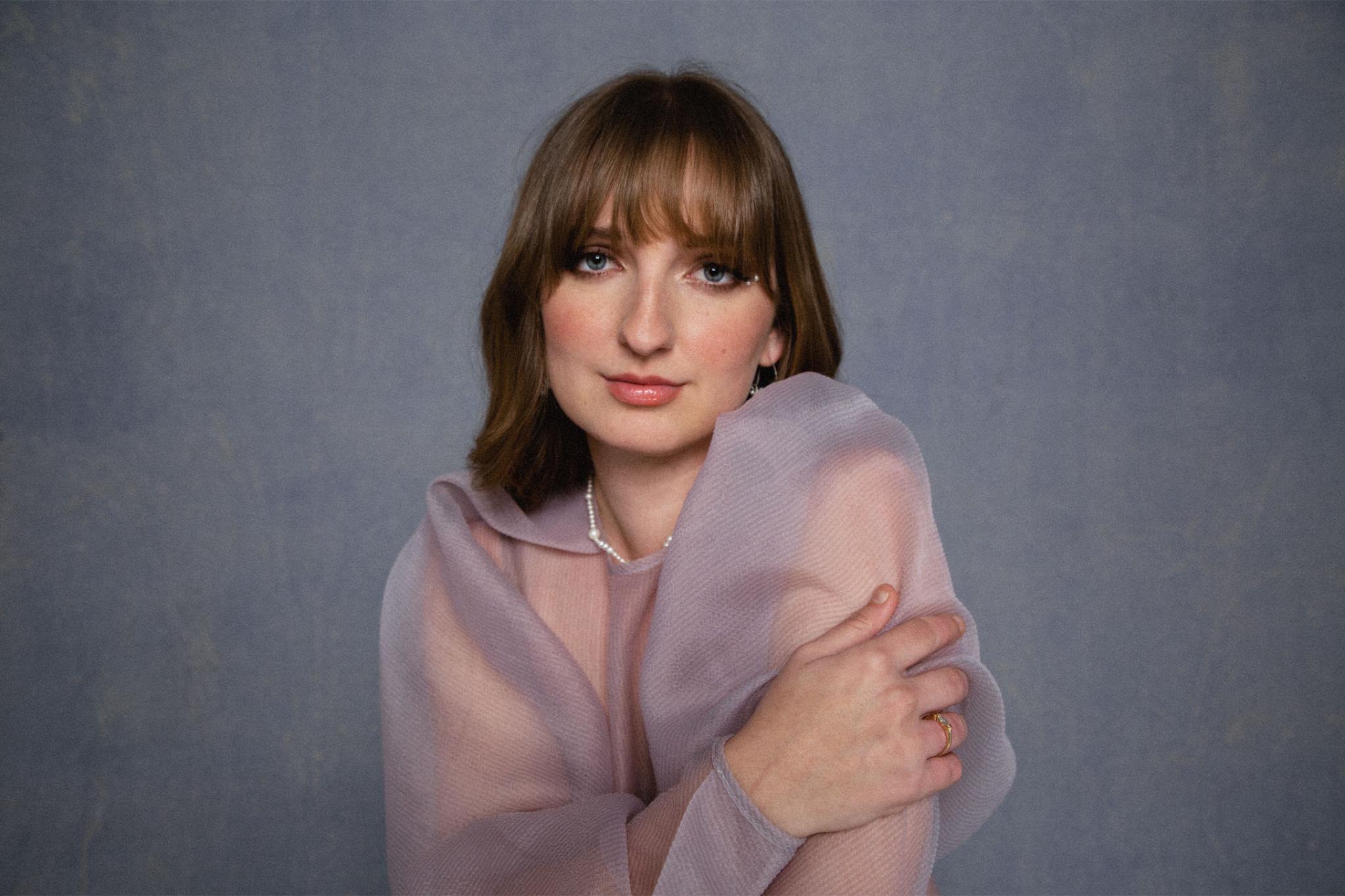 Zum Verrücktwerden - neues Madison-Cunningham-Video