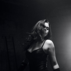 AnnaGrey_1.jpg