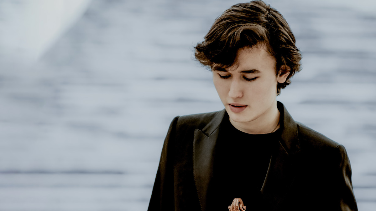 Daniel Lozakovich Overview Deutsche Grammophon