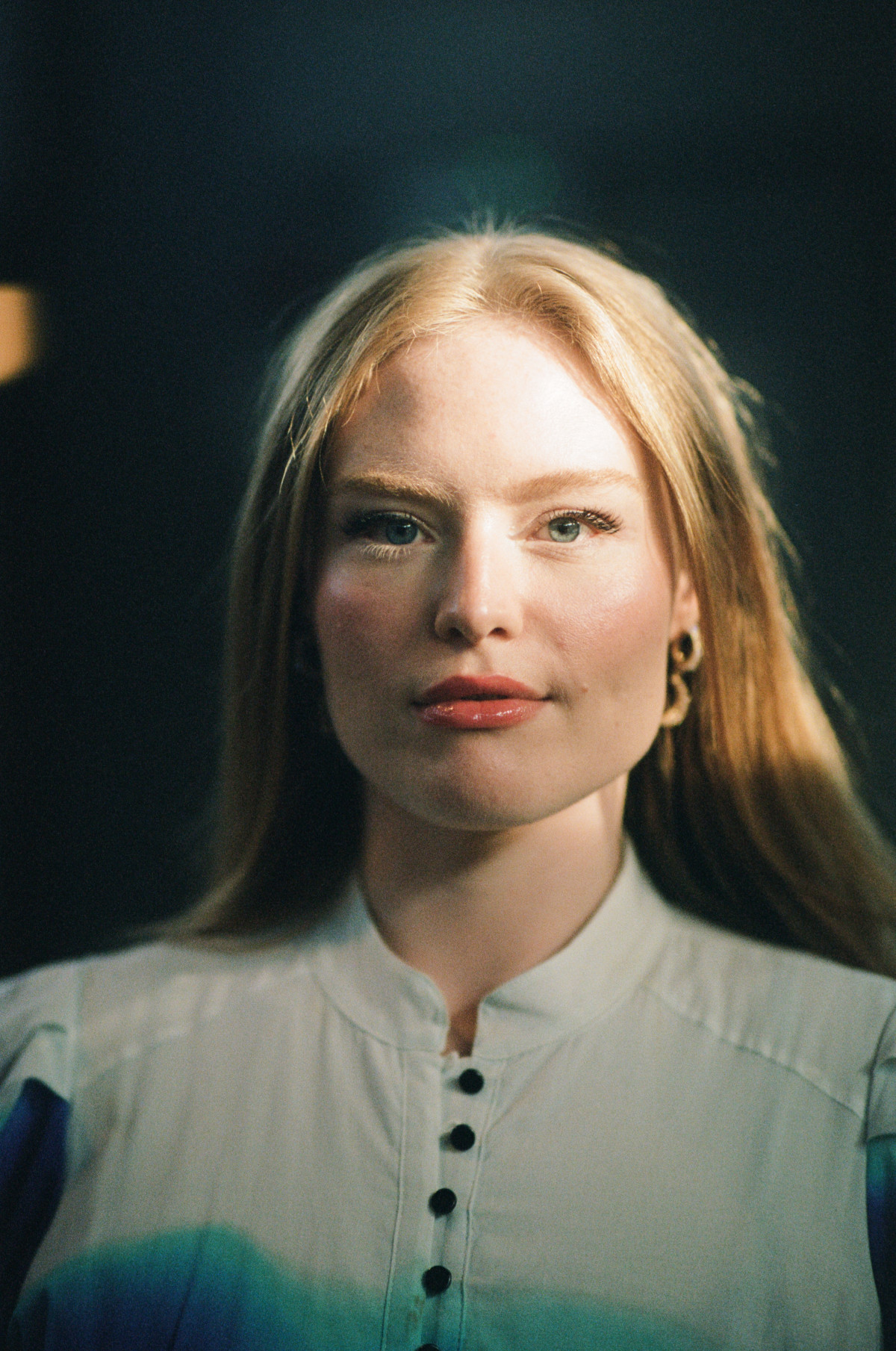 Freya Ridings.jpg
