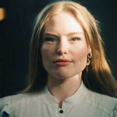 Freya Ridings.jpg