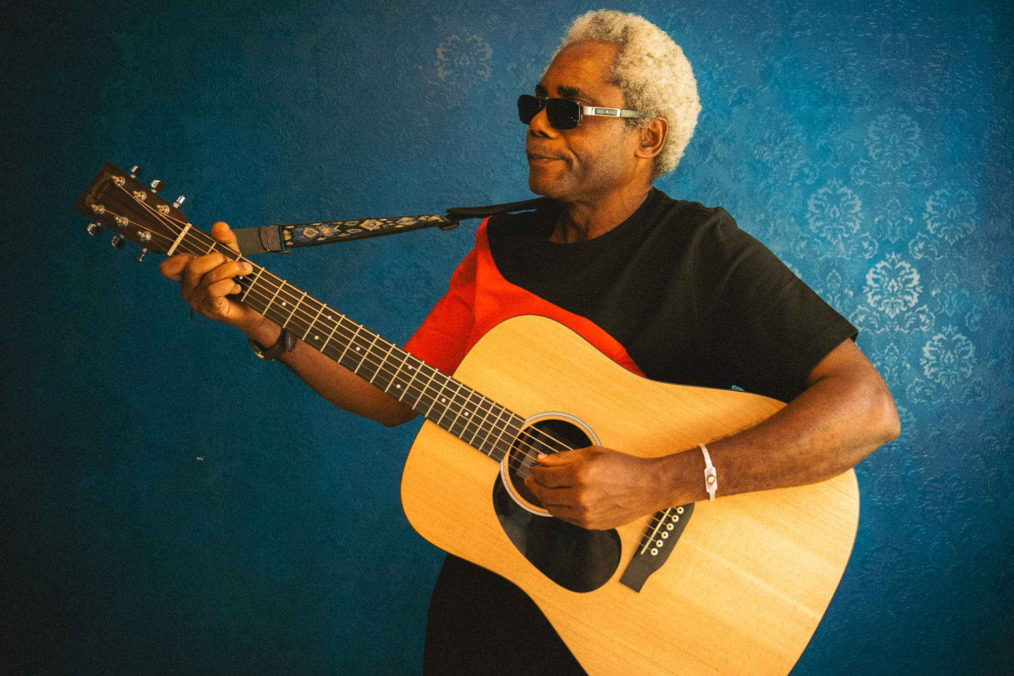 Musikalischer Spagat zwischen Nashville und Abijan - Country-Folk mit westafrikanischem Drive