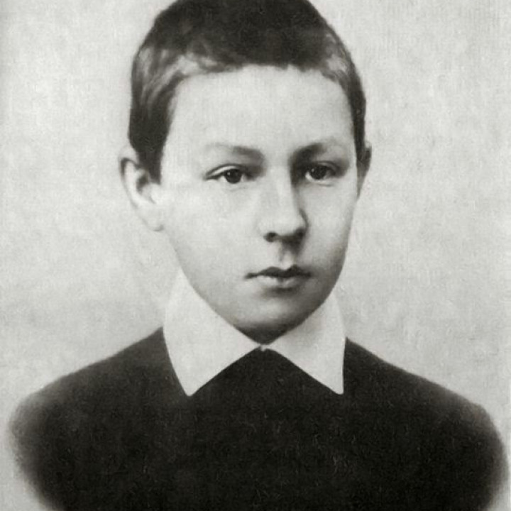 Sergei Rachmaninoff child.jpg