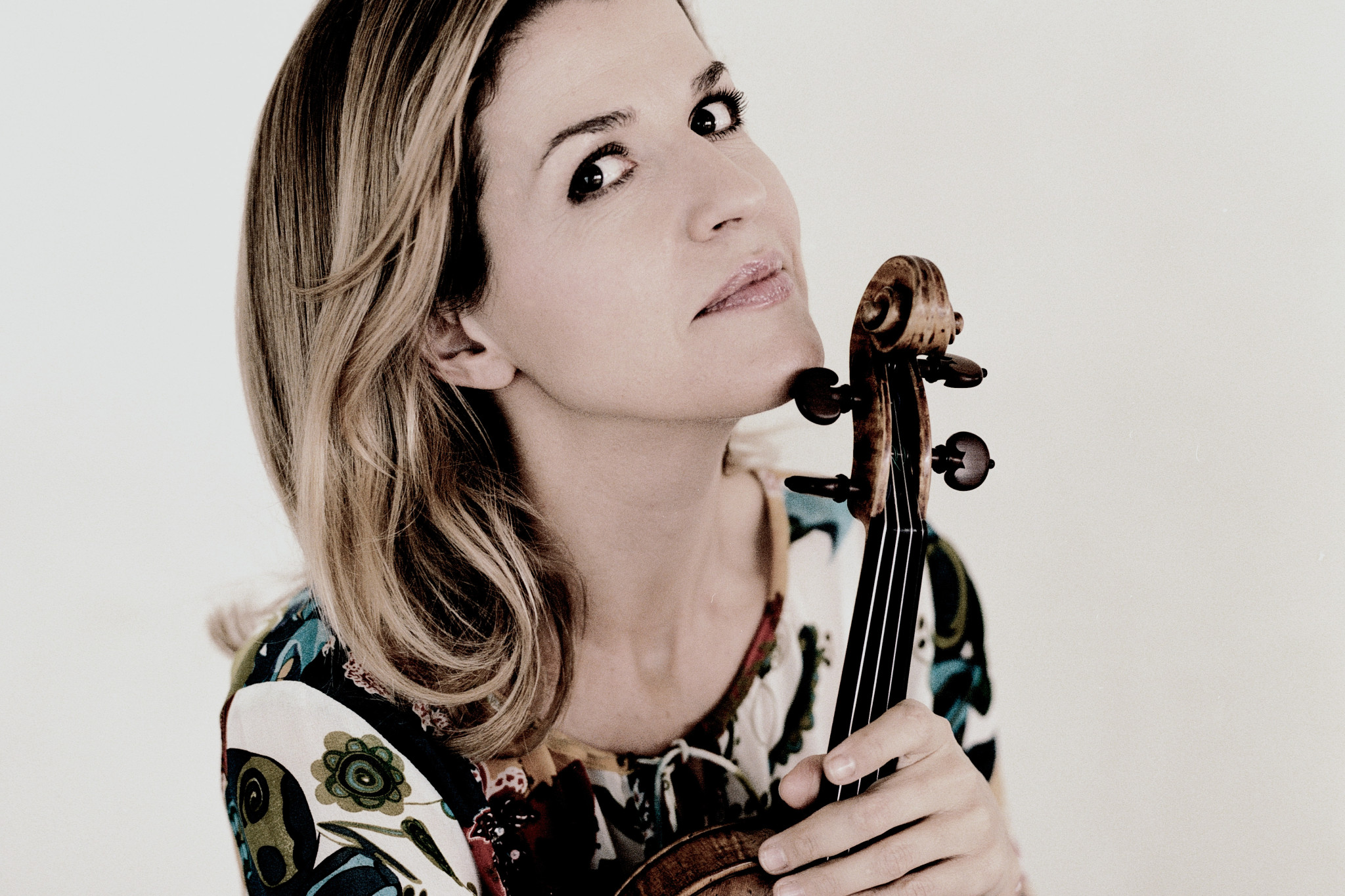 Mutter_2005_06_E13b_© Harald Hoffmann.jpg