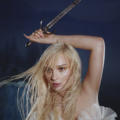 Kim Petras “Feed The Beast” (2023)