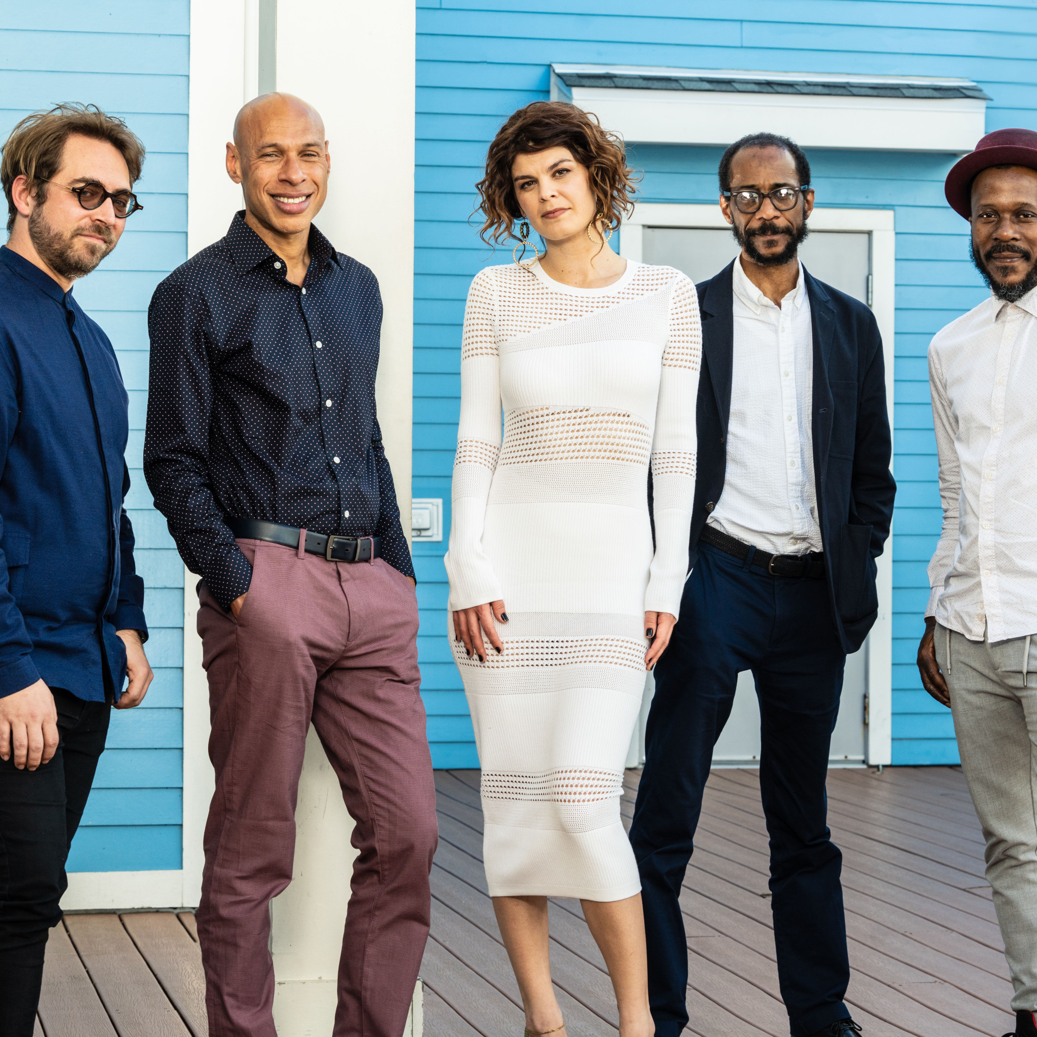 Aaron Parks / Joshua Redman / Gabrielle Cavassa / Brian Blade /  Joe Sanders