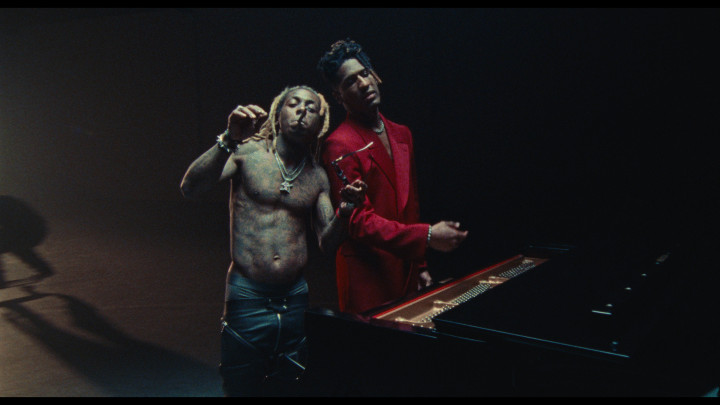 Uneasy (feat. Lil Wayne)