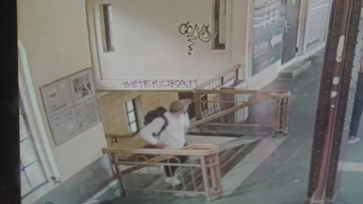 Bosse – Kreuzbergmädchen (Official Video)