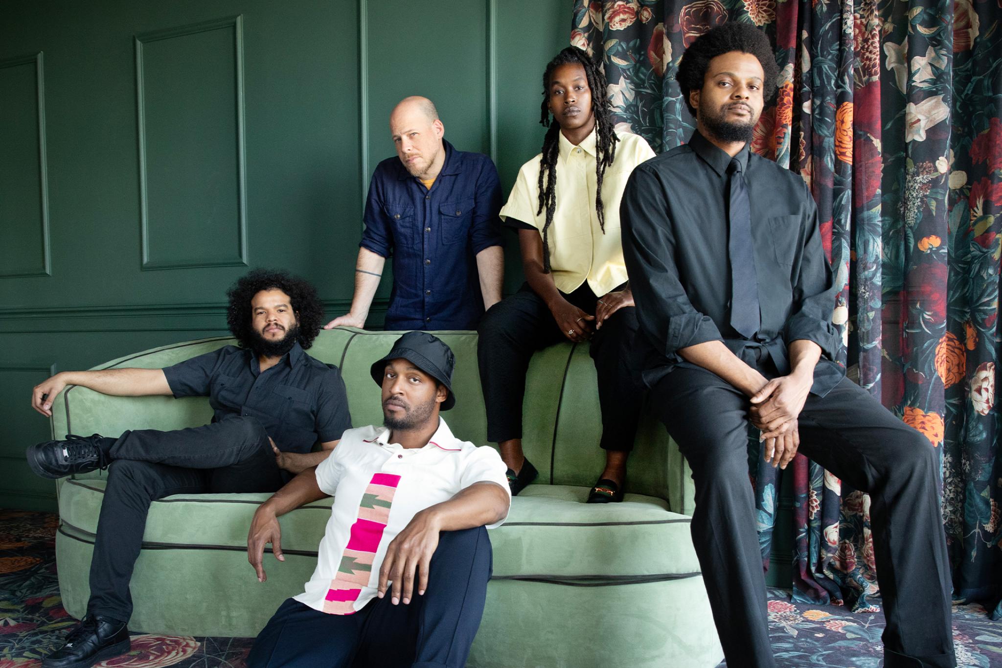   Irreversible Entanglements