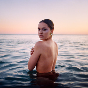 Dear-Body_Cover_3000x3000.jpg