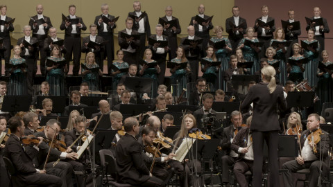 Ukrainian Freedom Orchestra & Keri-Lynn Wilson — Beethoven