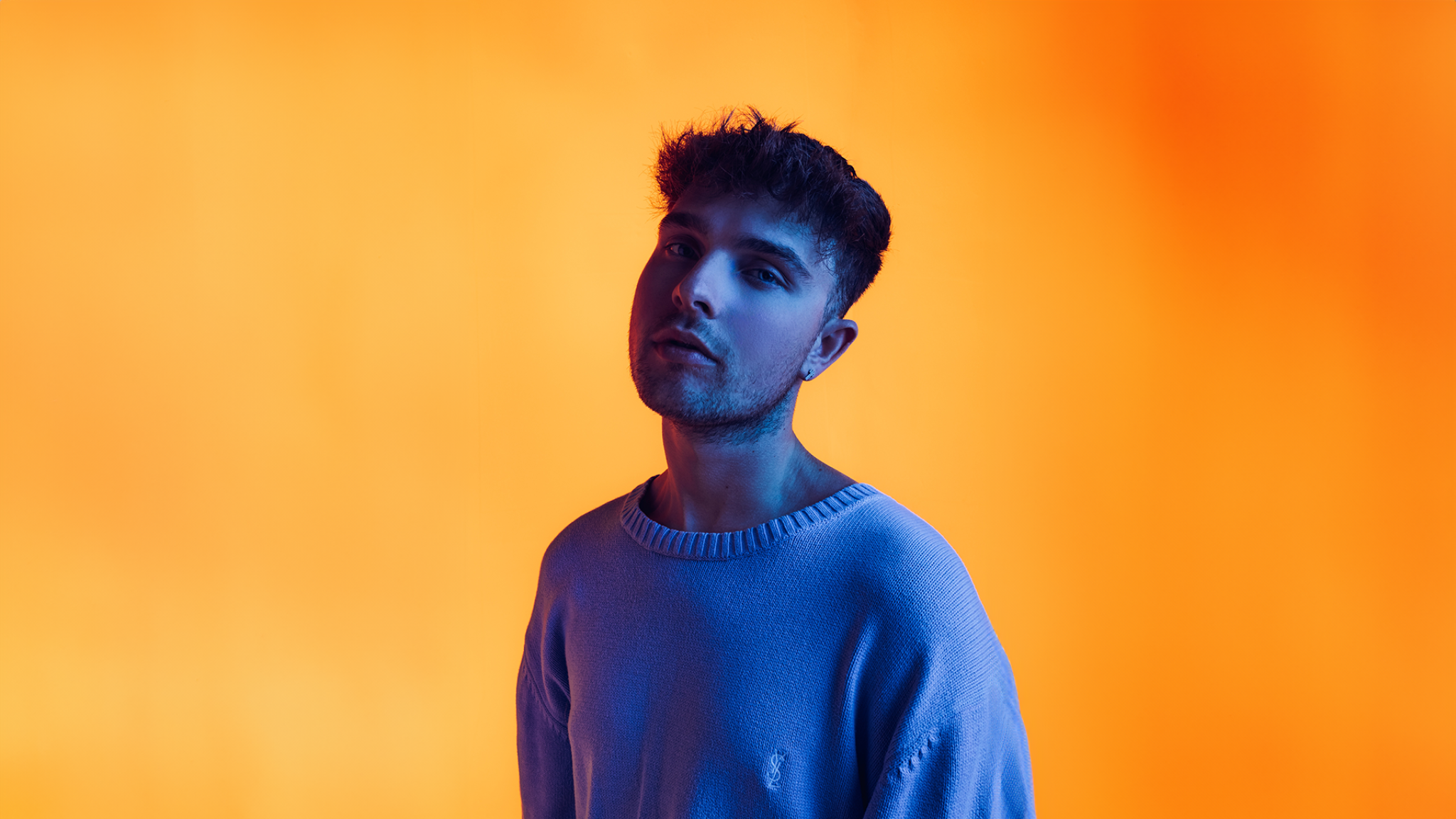 Mike Singer Header Blau Orange.png