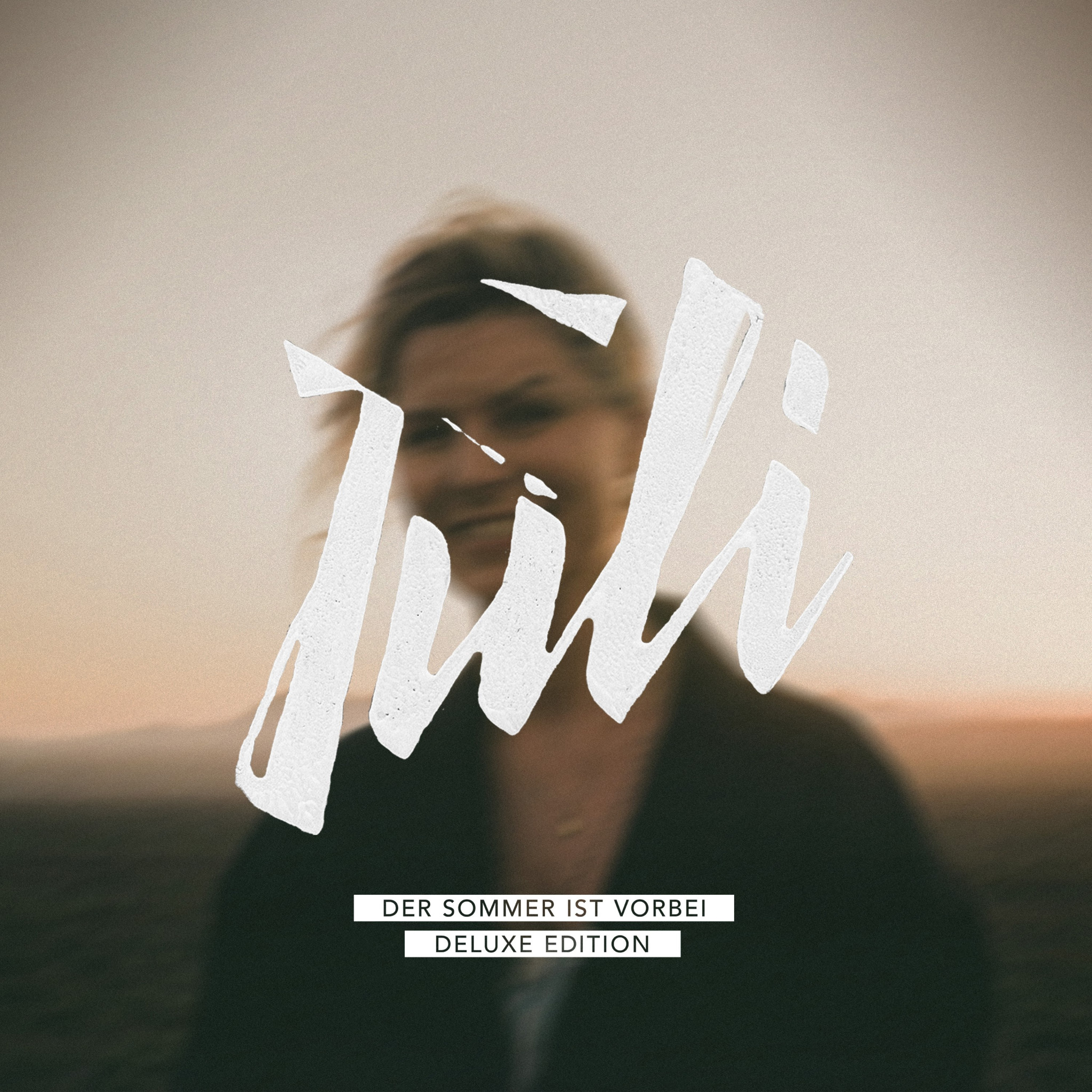 Juli - Der Sommer ist vorbei (Deluxe Edition) Cover.jpg