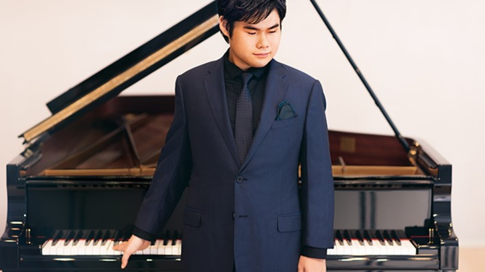 nobuyuki tsujii tour dates