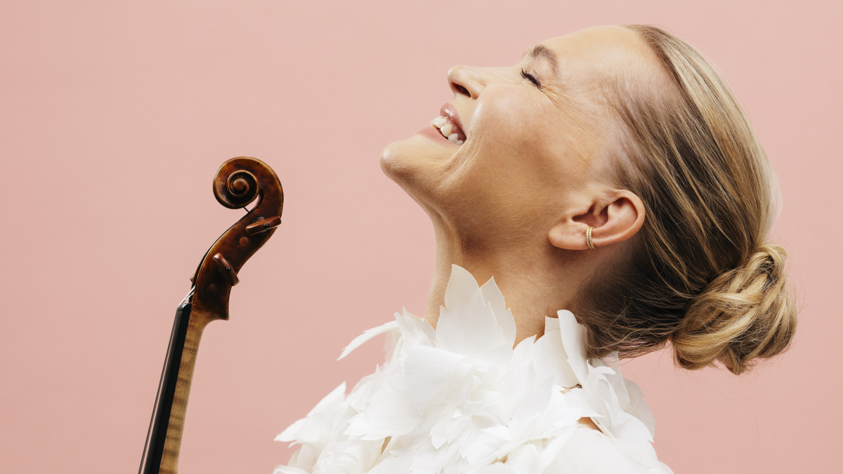 Mari Silje Samuelsen thumbnail