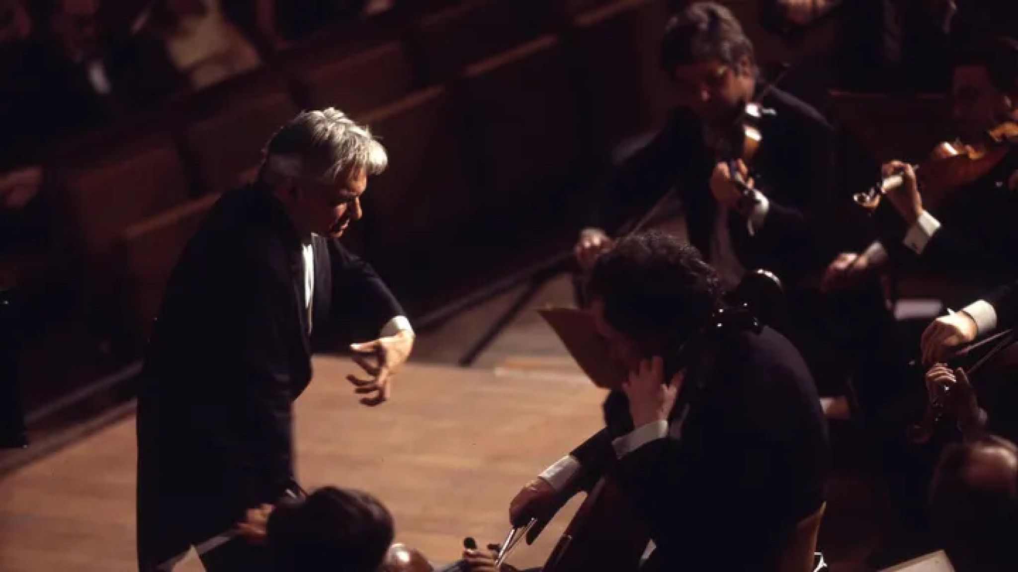 Karajan conducts Tchaikovsky: Symphony No. 6 "Pathétique"