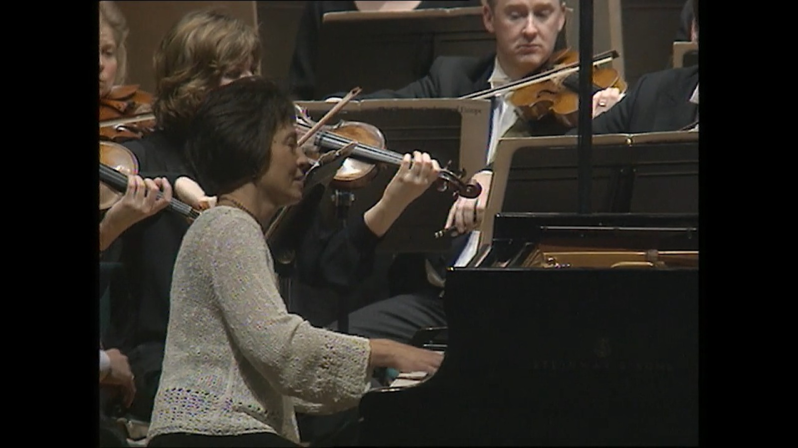 Chopin: Piano Concerto No. 1 (feat. Emmanuel Krivine & Chamber Orchestra of Europe) (Excerpt) - Maria Joao Pires | Deutsche Grammophon