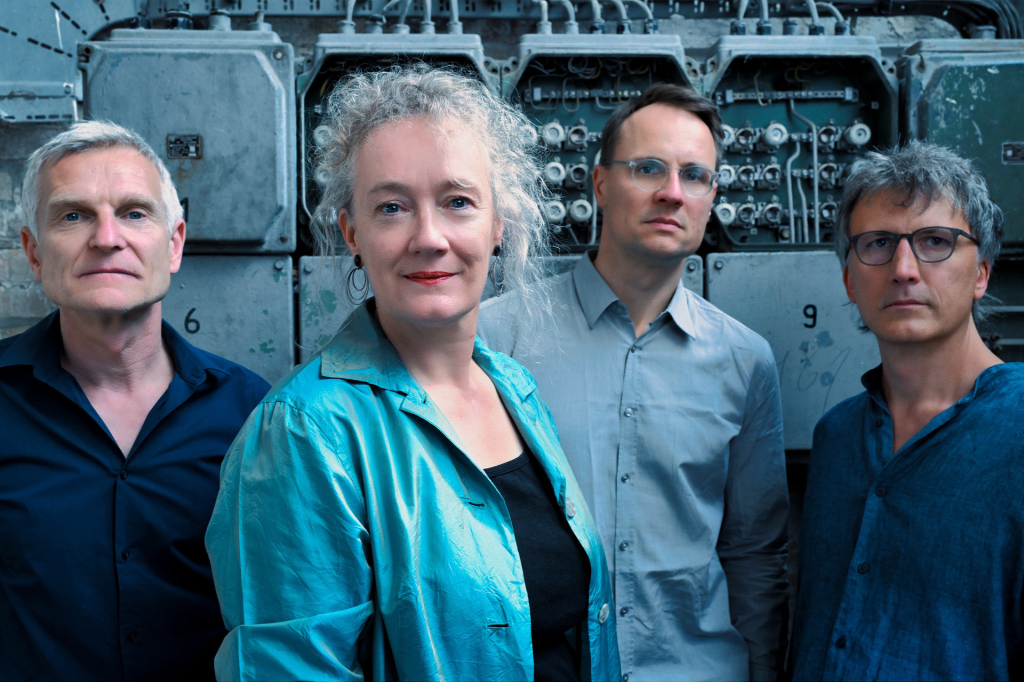 Unter der Oberfläche brodelt es mehr denn je