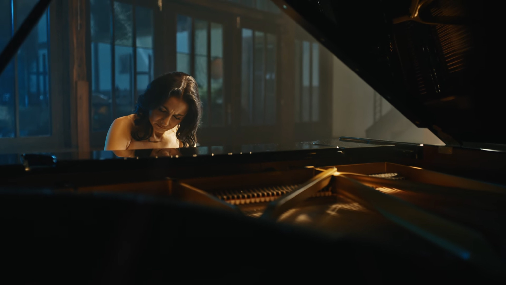 Marie Awadis - Étude No. 12_ Unveiled (Official Music Video) 4-52 screenshot.jpg