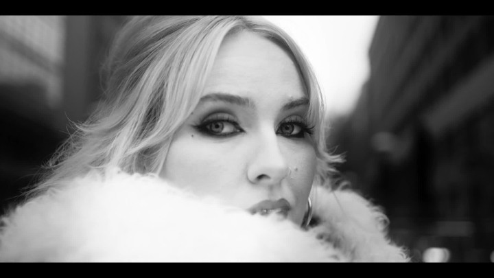 Touch-Me (Official Music Video)