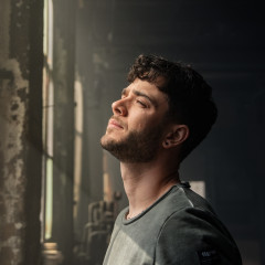 Luca Hänni Pressebilder 2025.jpg