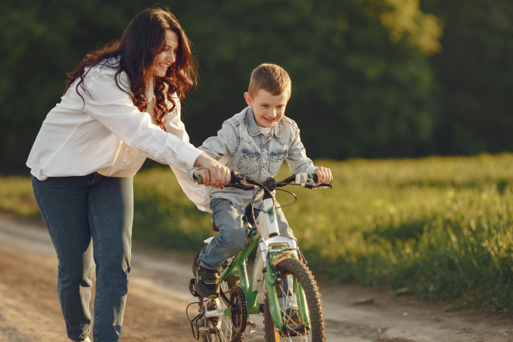 Macht eure Kinder mit unseren Musik- und Hörspieltipps fit für den Straßenverkehr!
