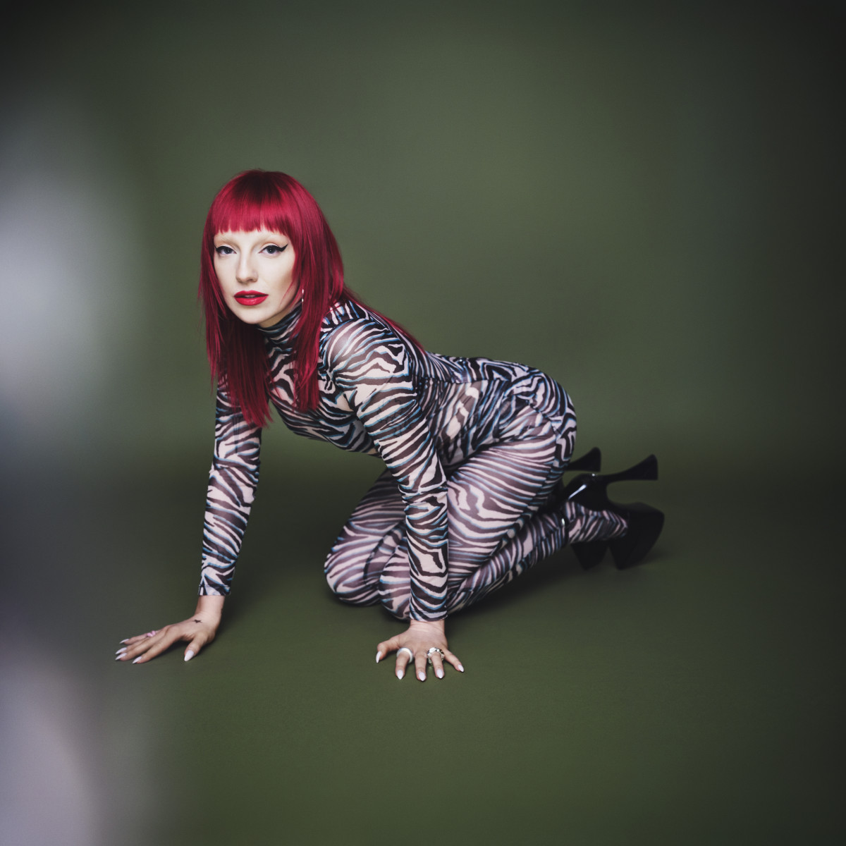 Sophie and the Giants - A Little Bit Wild_PressShot1 (c)Simon Emmett.jpg