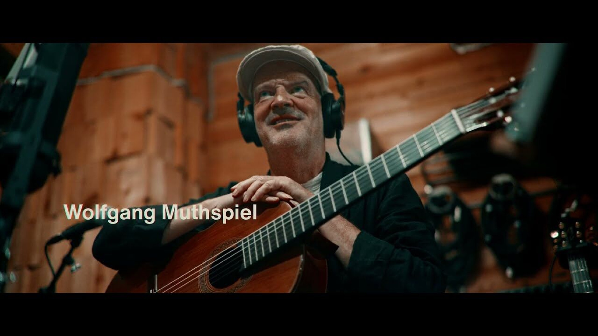 Wolfgang Muthspiel Trio - Roll
