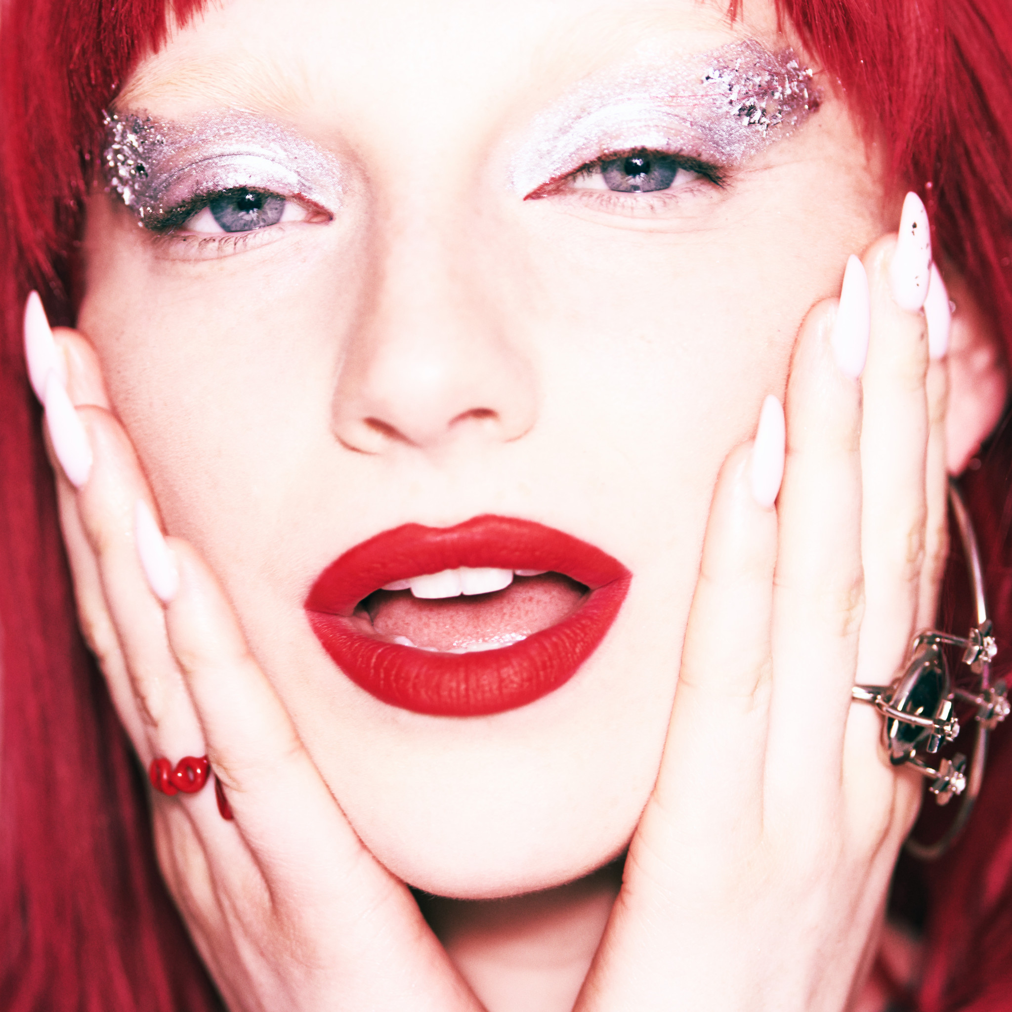 Sophie and the Giants - Pink Champagne_Cover High Res.jpg