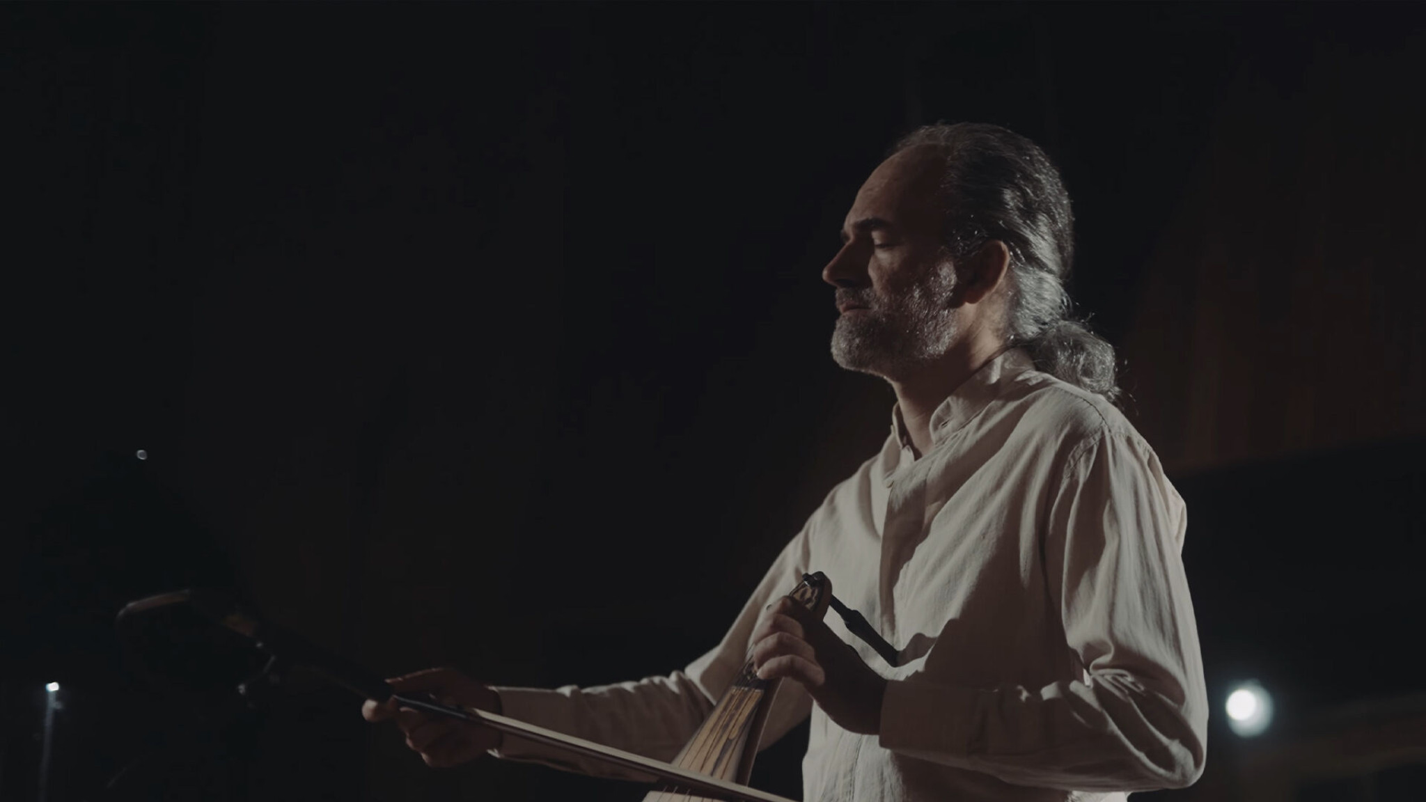 Sokratis Sinopoulos & Yann Keerim - Vlachia